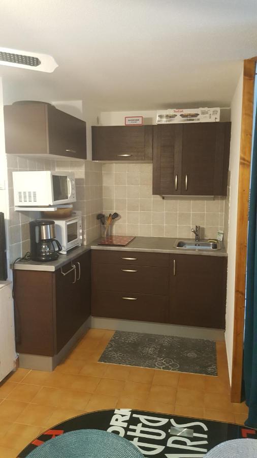 Appartement T2 Avec Son Rez De Jardin De 40 M2 5 Couchages 250M De La Plage Et 15Km De L'Arena Narbonne-Plage Bagian luar foto